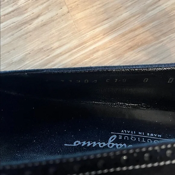 Salvatore Ferragamo Black Patent Leather Flats - Picture 2 of 4